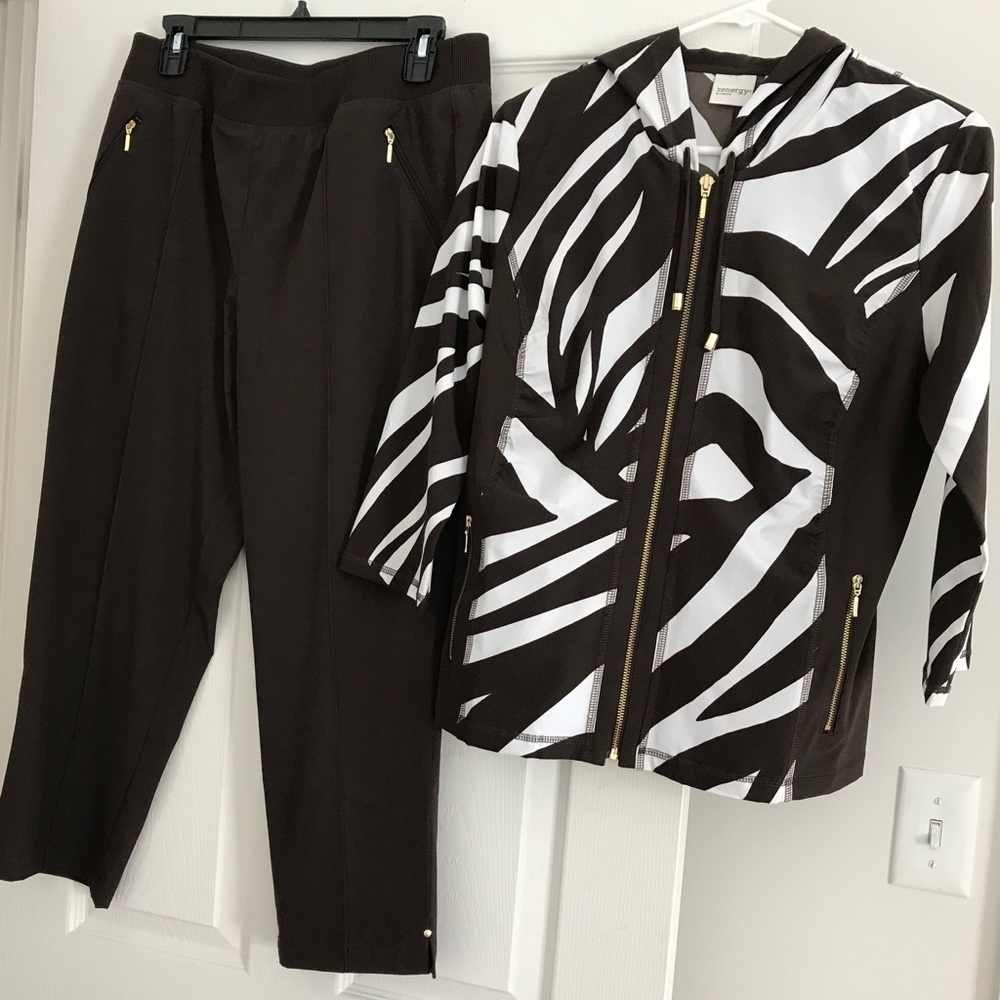 Hooded zip top with matching crop pants